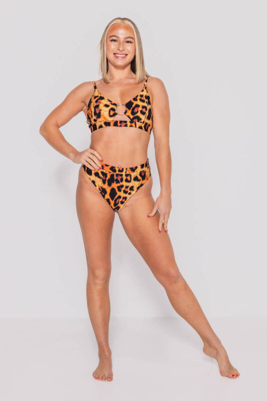 AMBR Designs Super Highs Shorts Fierce L