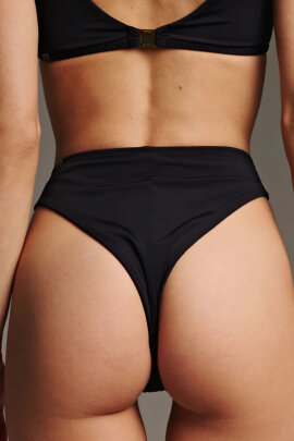 Shark Polewear Shorts Capri Schwarz M