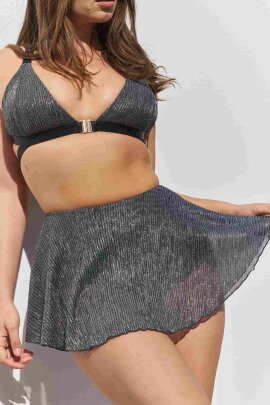 Lunalae Shorts Free Flow Silber–Schwarz Pleat Mesh L