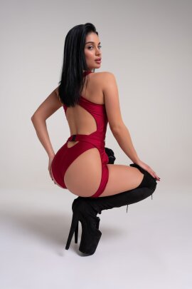 Paradise Chick Garter Belt Florida Dunkelrot