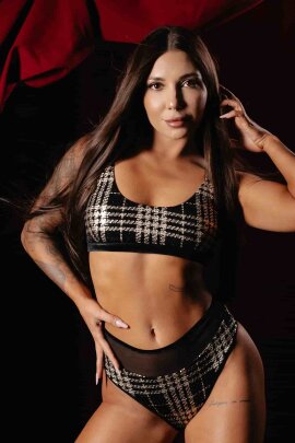 Polerina Shorts Nixa Schwarz Gold kariert XL