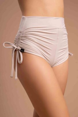 Paradise Chick Shorts Supreme Beige M