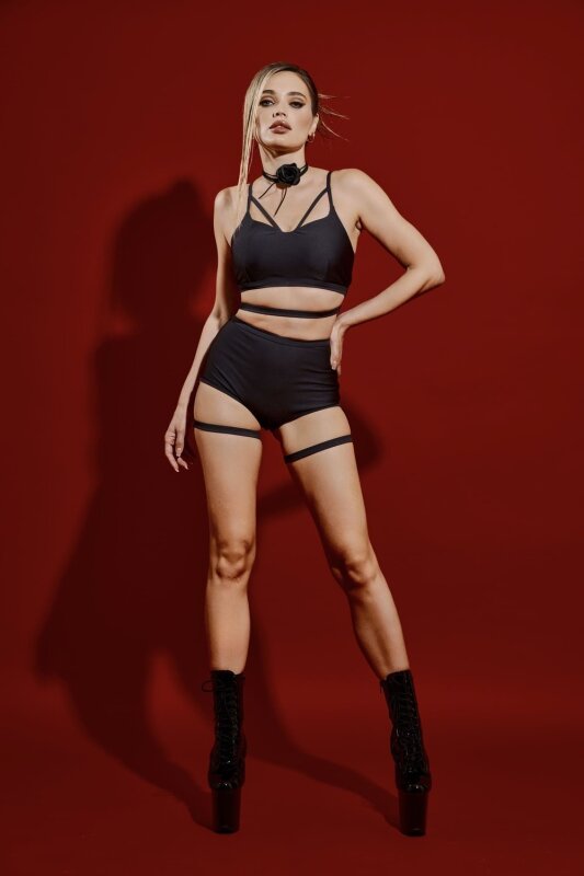 Oksa Wear Top Agatha Schwarz