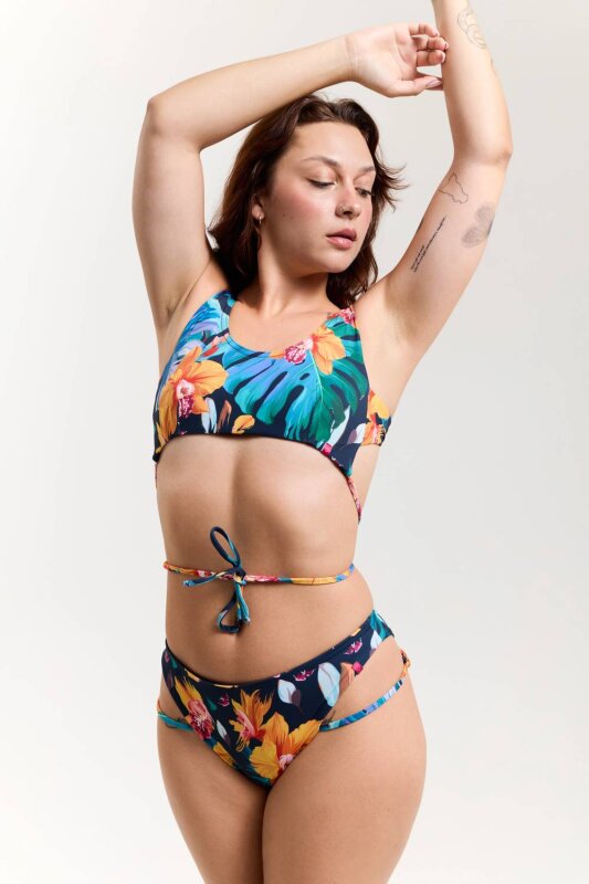 Pole Addict Shorts Capri Exotic Flowers