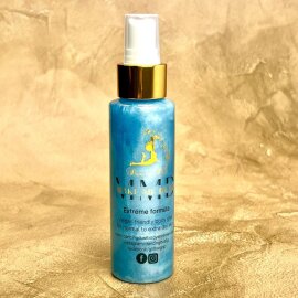 Dancing Dust Grip Make Me Dewy für trockene Haut Blau