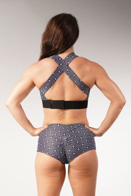 Off the Pole Top Essential Illusion Print S