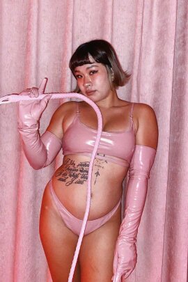 Naughty Thoughts Shorts Tanga Sinner Vinyl Rosa XS