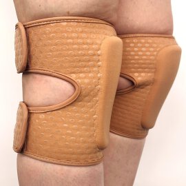 Lunalae Velcro Knee Pads Nude